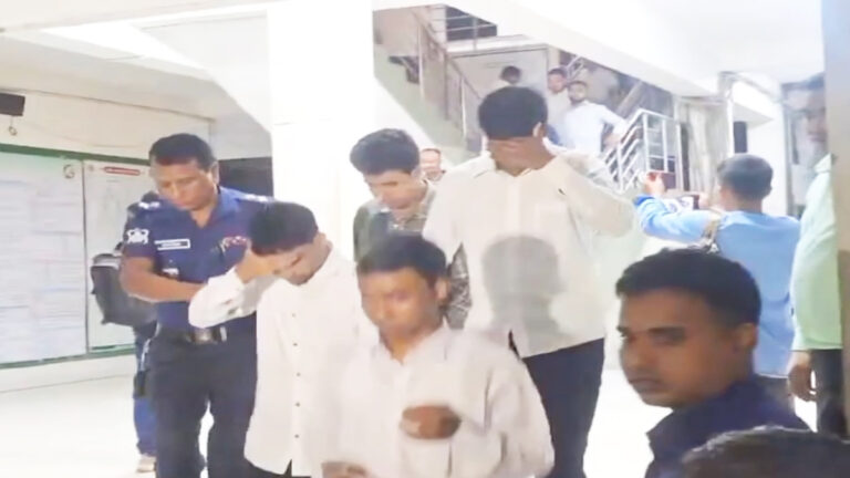 নিয়োগের মৌখিক পরীক্ষায় প্রক্সি দিতে গিয়ে আটক ২২